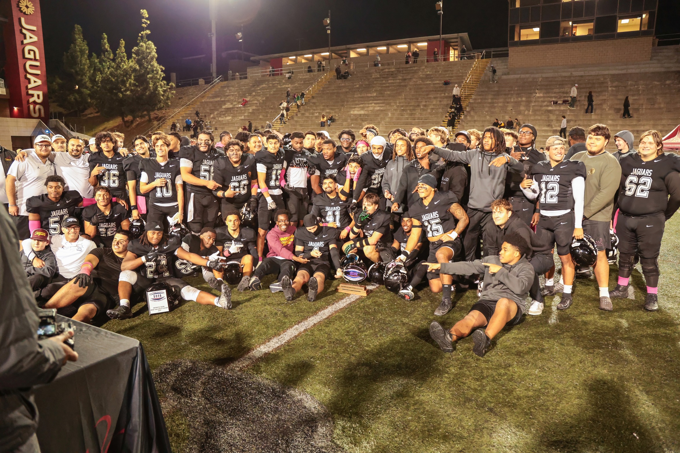 Southwestern Football wins Coaches Against Cancer - Patriotic Bowl