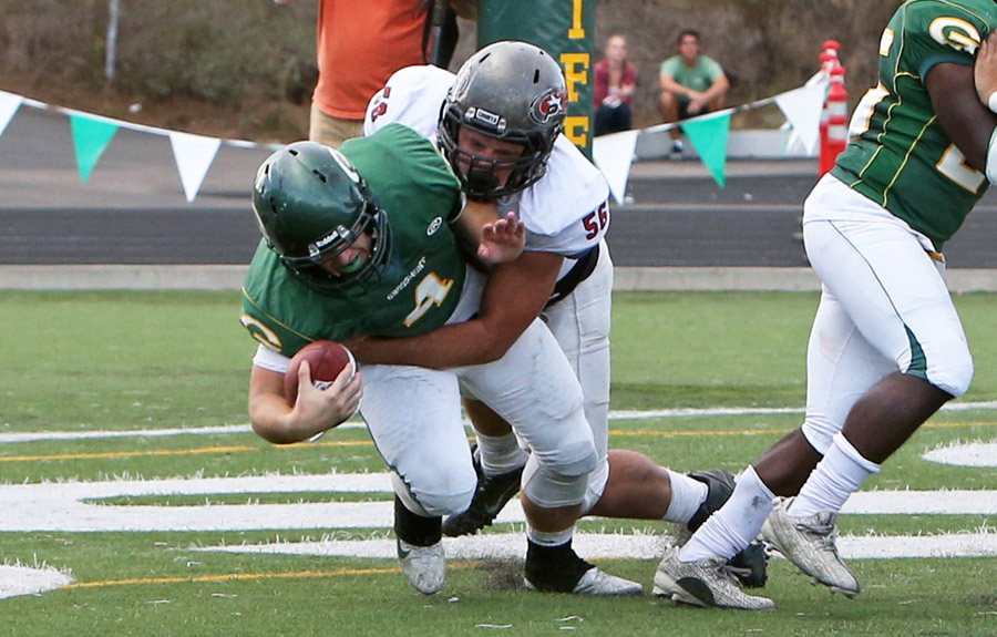 Palomar College defensive end Roger Mann (Photo by Hugh Cox)