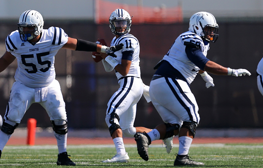 Cerritos quarterback Isaiah Bravo. (Photo by Daryl Peterson)