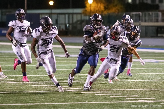 Cerritos running back Rhamondre Stevenson (Photo by Daryl Peterson)